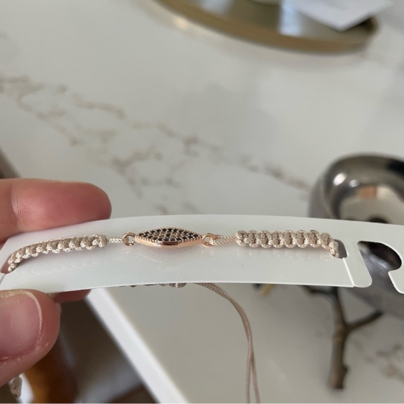 Beautiful Evil Eye Adjustable Bracelet in Champagne & Rose Gold! Brand New! - Picture 6 of 10